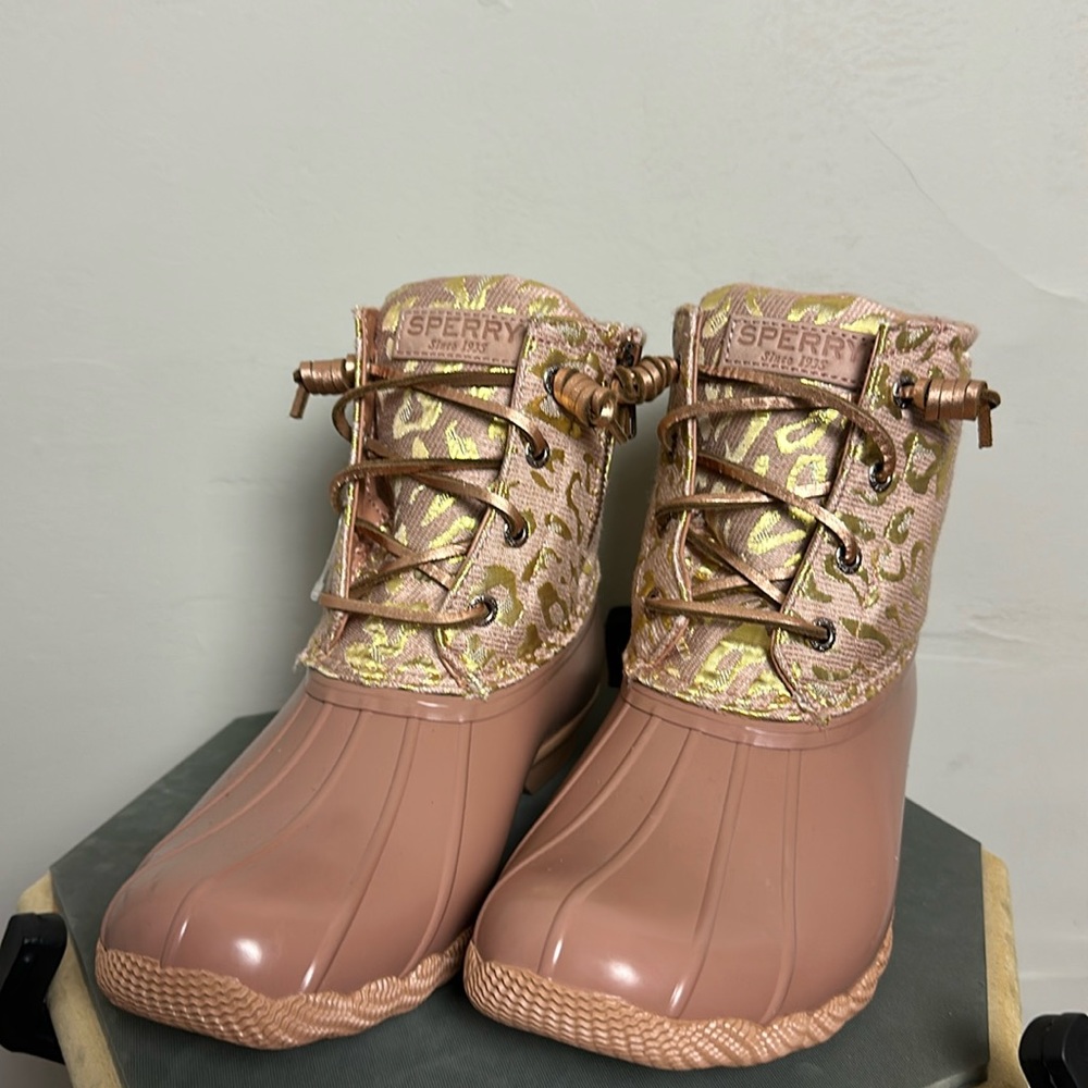 Sperry Women’s Saltwater Duck Boots Pink/Blush - Size 7.5
